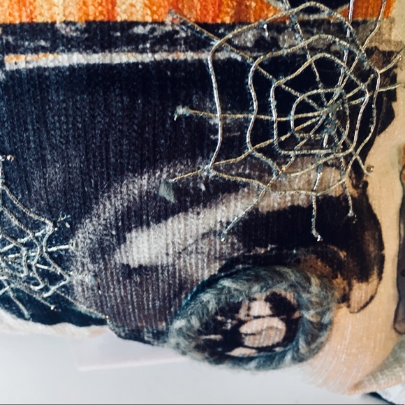 Haunted Truck Skeleton Carrying Evil JOL Pillow - Picture 6 of 13